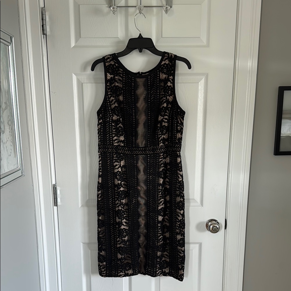 Adrianna Papell — Black and Tan Lace Sheath Cocktail Dress